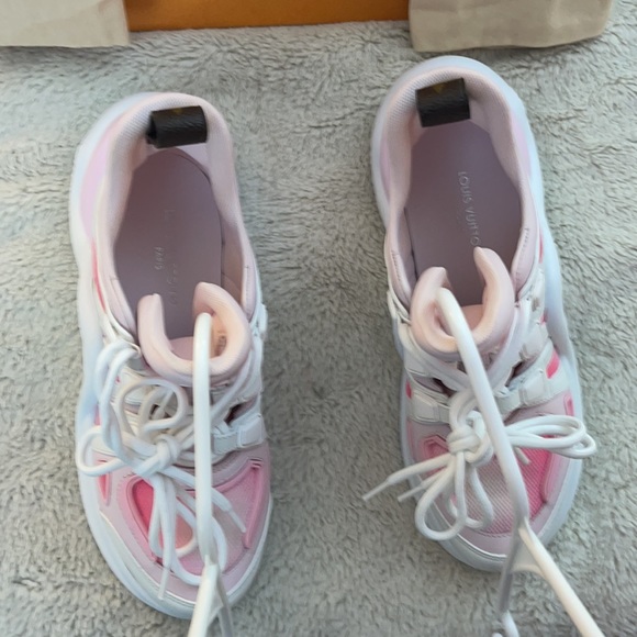 Louis Vuitton archlight sneaker - Picture 6 of 6